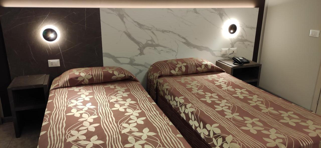 Hotel Mistral Milano Dış mekan fotoğraf