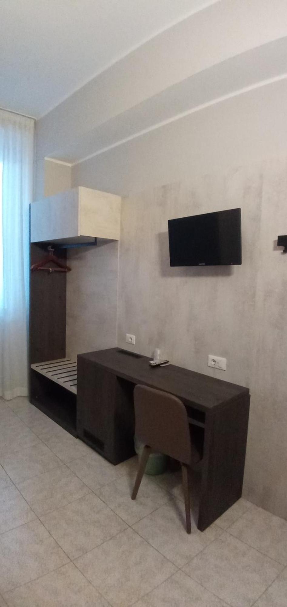 Hotel Mistral Milano Dış mekan fotoğraf