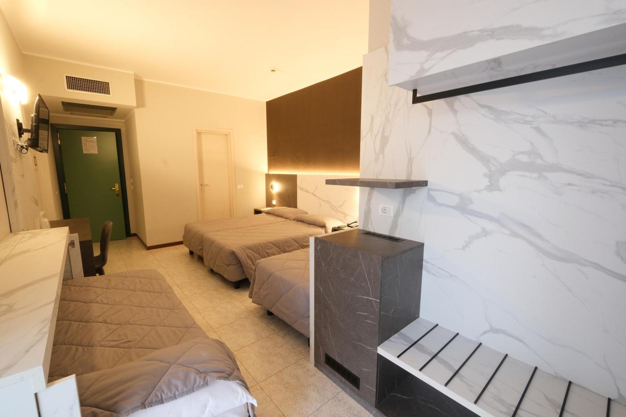 Hotel Mistral Milano Dış mekan fotoğraf